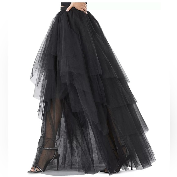 BCBGMaxAzria Dresses & Skirts - BCBGMAXAZRIA
Tiered Tulle Ruffle Skirt